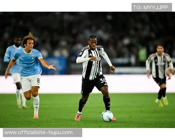 拉齐奥与尤文图斯激战正酣谁能在意甲赛场笑到最后